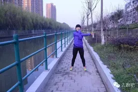跑步后必做的6个拉伸动作图片