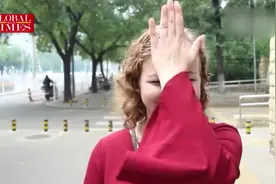 我们爱用的 “捂脸”表情，老外们知道是什么意思吗？视频封面