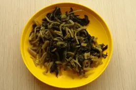 教你做一道东北简单的炖菜，雪里蕻炖豆腐图片