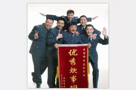 这些经典情景喜剧陪伴了90后全部的童年，至今都记忆犹新图片