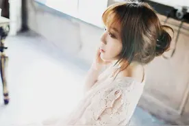 对感情盲目执着，即使对方有伴侣也绝对不会放手的生肖女图片