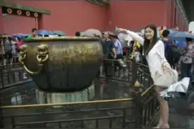 台湾神级正妹双双(陈思妤)，你还记得她吗?生活照独家流出视频封面