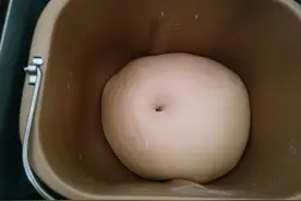 手把手教你做一朵可以吃的玫瑰花，送个TA，给TA一个惊喜吧！图片