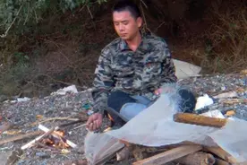 野外求生，单挑荒岛之烤招潮蟹图片