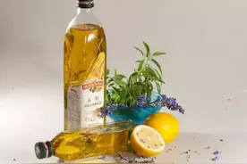 做菜用什么油最好？惠品优家亚麻籽油！图片