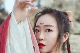 自古红颜多薄命，青史春梦里话儿女情长！图片