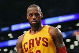 詹姆斯与骑士达成3年1亿美元续约协议图片