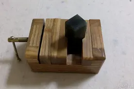 多动手，动脑防衰老，今天教大家篆刻图片