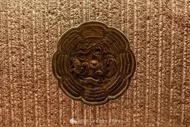 睡完这家酒店，记得把房间内的东西带走图片