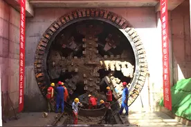 “换乘之王”杭州最长地铁线 5号线杭师大站至常二路站率先贯通图片