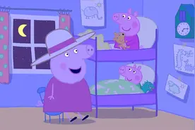 小猪佩奇：猪奶奶晚上偷偷来看佩奇，没想到还是被佩奇发现了视频封面