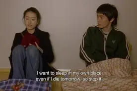 女孩离开贫穷的家来到豪华公寓，在这里命运开始改变图片