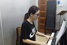 梁静茹这首抒情歌，获得过金曲奖，旋律清脆宁静很适合夏天听图片
