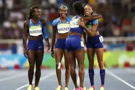 最不要的接力赛！美国VS七条空赛道！ 女子4x100米接力美图片