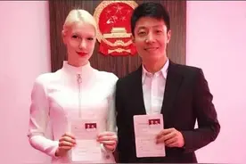 央视名嘴撒贝宁只爱两款车，狂放越野路虎发现3和奔驰CLS轿跑图片