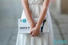 看见女神再也不手抖，Smooth-Ⅱ三轴手机稳定器图片