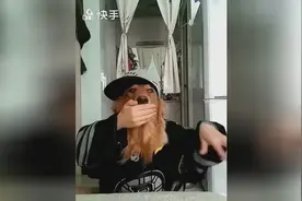 狗狗被主人训练成这样，我也是心服口服了！真是笑喷我了图片