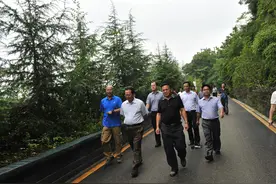 省政协副主席蒙启良一行赴松柏山水库考察图片