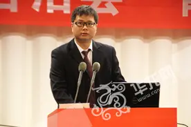 性格内向却痴迷演说 他想站上更大舞台分享爱的故事图片