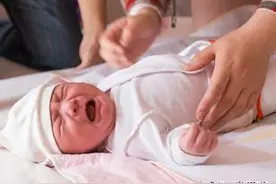 大家为什么哭着来到这里，却又笑着离开呢？图片