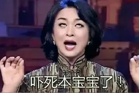 坐个公交投2800元，你以为是土豪炫富，结局却催人泪下图片
