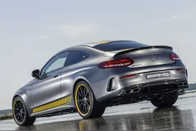 AMG C 63轿跑限量特别版上市图片