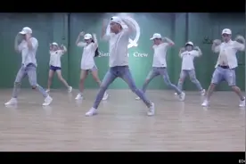 白衬衣配牛仔裤，舞出一曲清新帅气视频封面