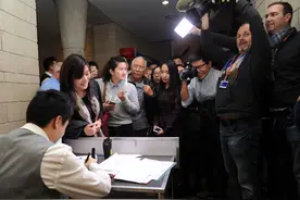 英锦赛：丁俊晖曾创造历史的福地，不过今年的决赛门票几乎卖光了图片