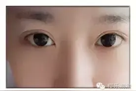 夏日妆容的化妆技巧图片