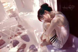 有一种爱情是:一直在关注你，用一切你知道或不知道的方式图片