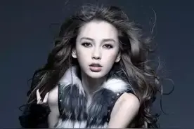 首次曝光Angela baby早期广告硬照，黑妹版清纯贝薇薇图片