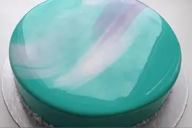 ​大理石材质般的梦幻鏡面蛋糕！舔屏都要小心翼翼！感觉好舒服~图片