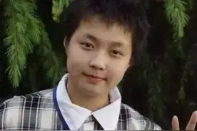 原来，“小绵羊”张艺兴也是一个小胖子图片