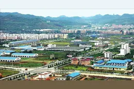 昔日“半边”农民街 如今南充新城拔地起图片