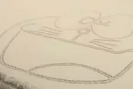 郑州一位大神竟然在雪地上画了一个“哆啦A梦”！迷之小碎步，太图片