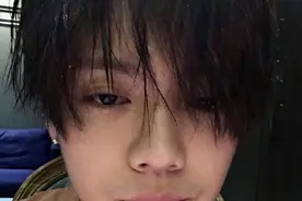 鹿晗INS的这张照片不知又会击中多少少女心咧图片
