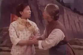 现代京剧《龙江颂》,江水英与盼水婆的经典唱段图片