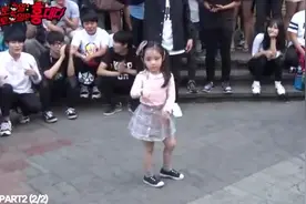 韩国小女孩街头表演，瞬间吸引全场目光，跳的太好了！视频封面