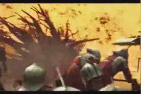 真正的R级电影！场面震撼！看人类如何对抗巨人的进攻！图片