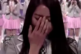 女子节目中鼻子塌陷，网友：也许鼻涕有点黏图片