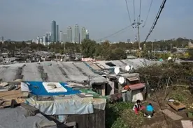 实拍韩国贫民窟：缺水少电，污水横流，与富人区仅隔几条街图片