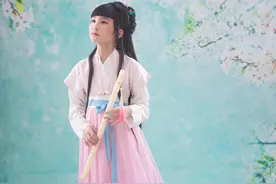 小萝莉的汉服梦图片