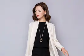 女王驾到，还不快来接驾图片