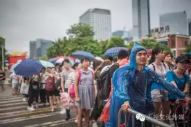 多图预警 |2016百威沙滩电波音乐节完美收官，超十组音乐人图片