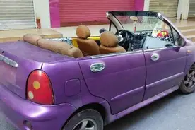 小伙花三千改QQ为敞篷跑车，撩完妹被查还被扇耳光图片