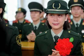 退伍意味着梦该醒了，新的一天要去面对了图片