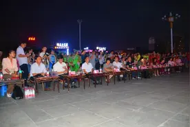 河南省首届广场舞展演拉开序幕图片