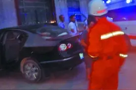 万幸：女儿困窗外被父“托举” 不幸：男童被留车内5小时身亡图片