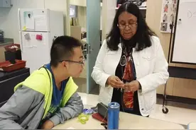 出了国门看世界，胜读万卷书图片