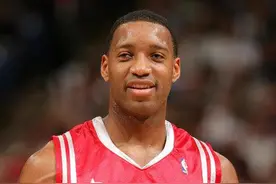 NBA版微微一笑很倾城 姚明表情包麦迪太销魂（图）图片